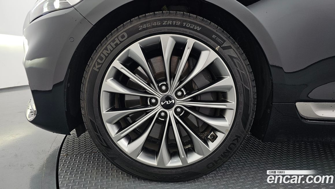 Kia K9 2024
