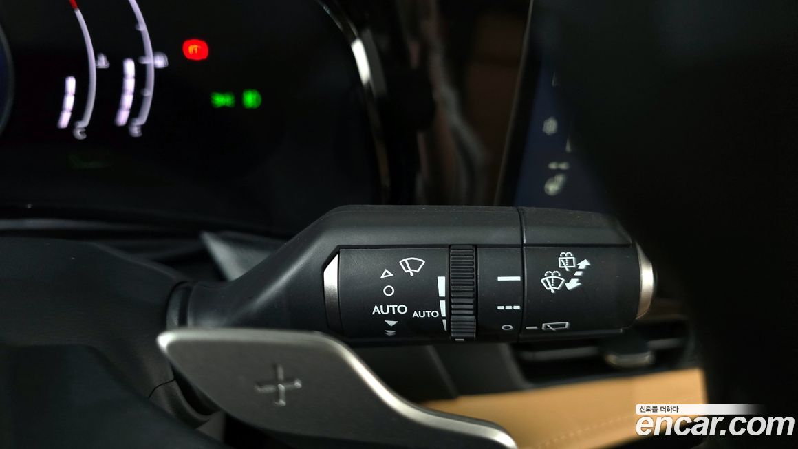 Lexus NX 2025