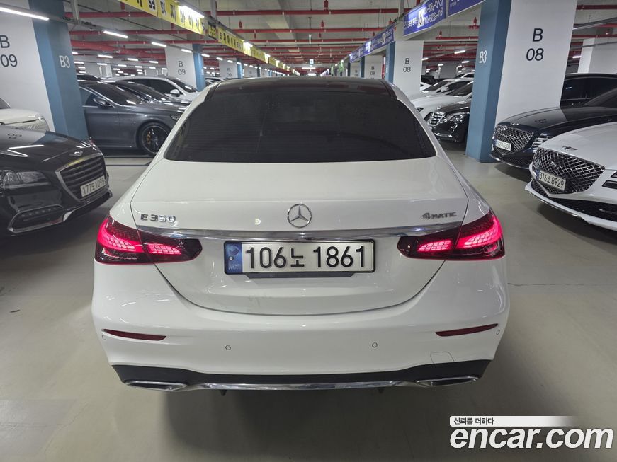 Mercedes-Benz E-Class 2022