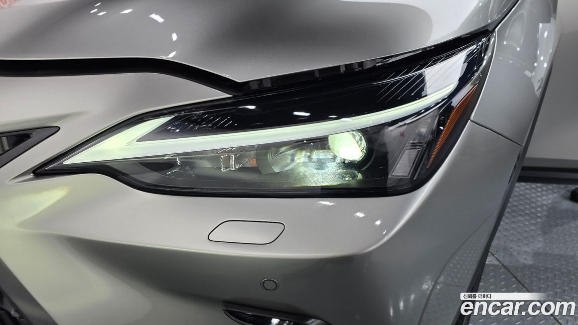 Lexus NX 2025