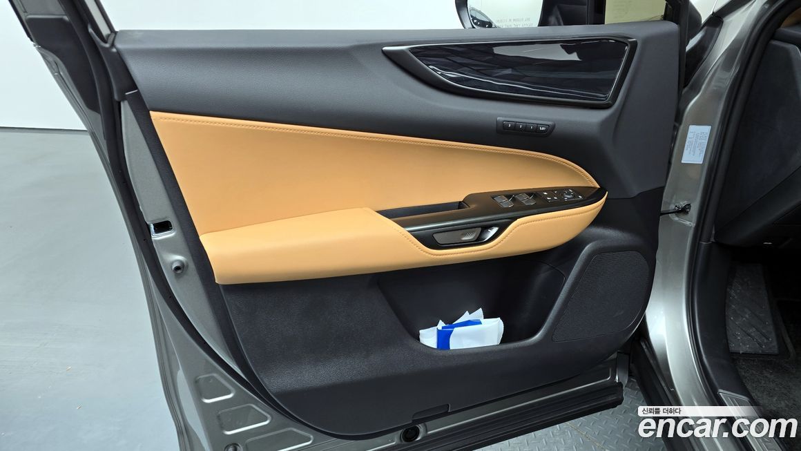 Lexus NX 2025