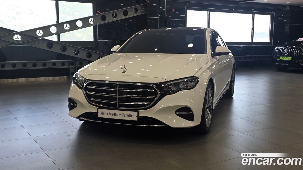 Mercedes-Benz E-Class 2024