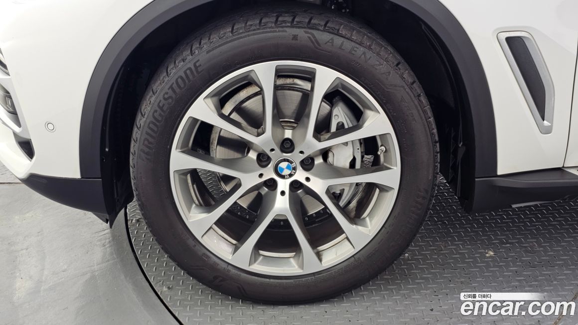 BMW X5 2021