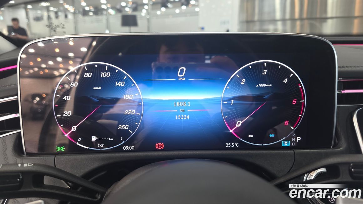 Mercedes-Benz E-Class 2024