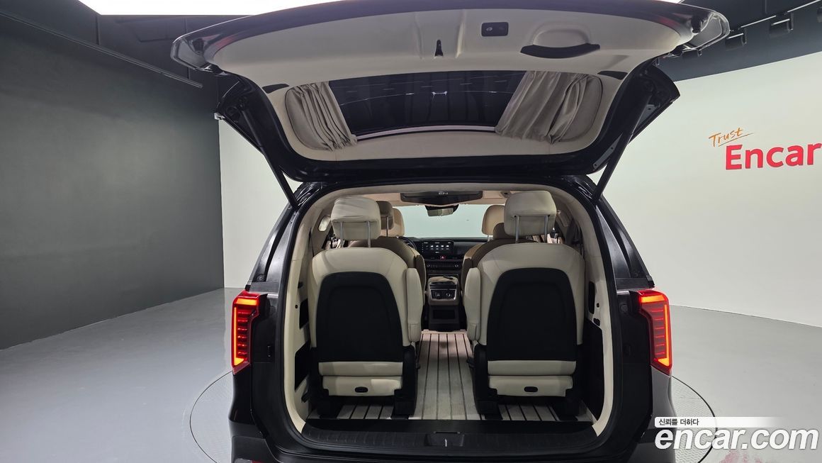 Kia Canival 2025