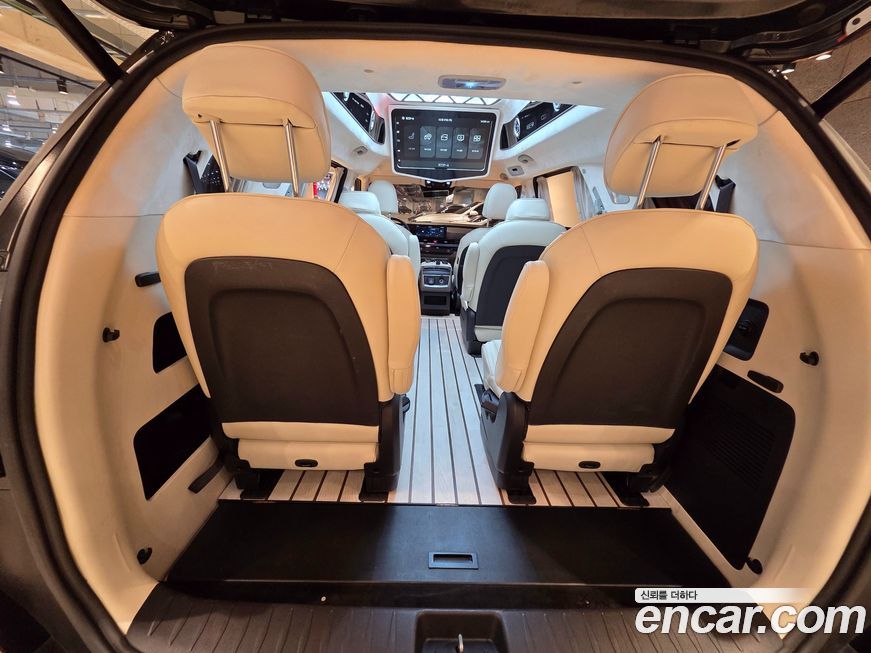 Kia Canival 2025