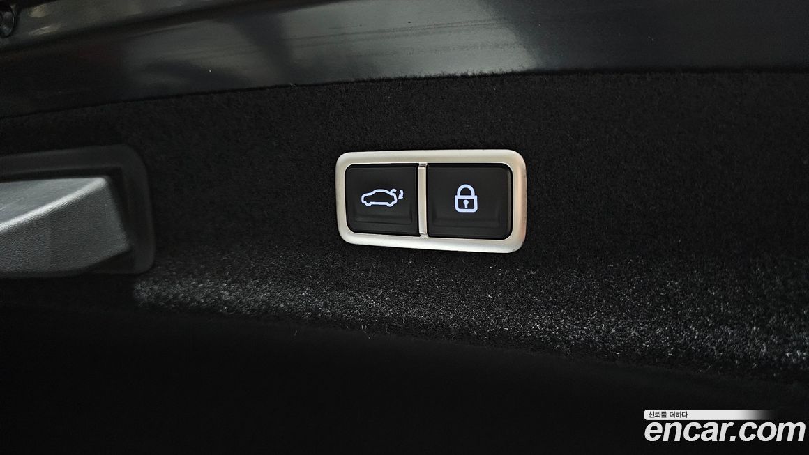 Genesis G90 2023