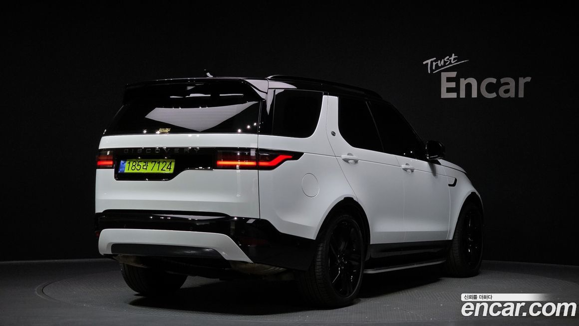 Land Rover Discovery 2025