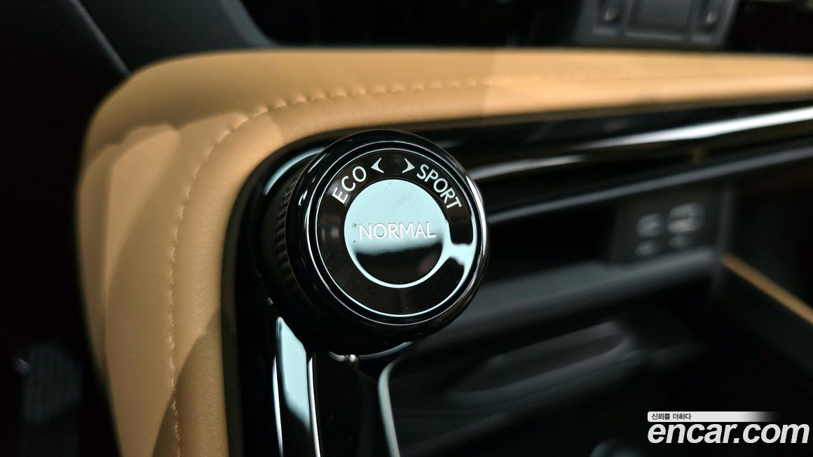 Lexus NX 2025