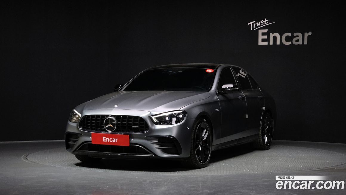 Mercedes-Benz E-Class 2023