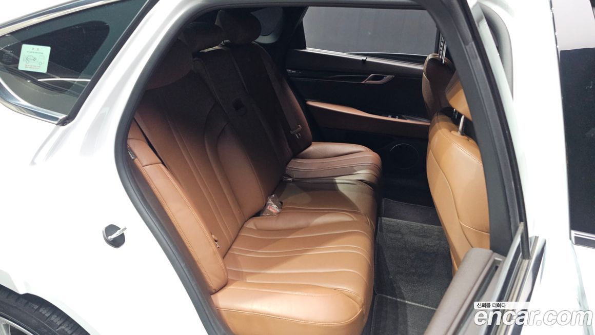 Genesis G80 2023