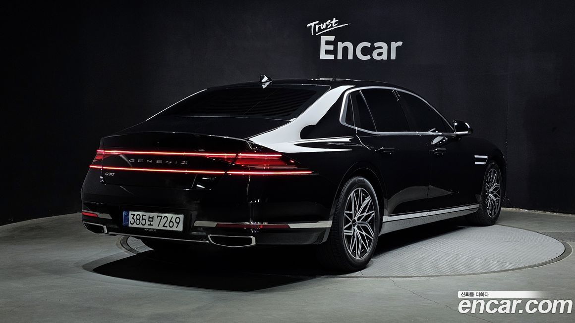 Genesis G90 2023
