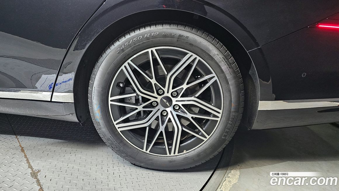 Genesis G90 2023