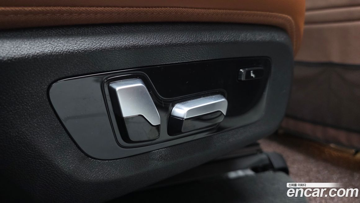 BMW X7 2025