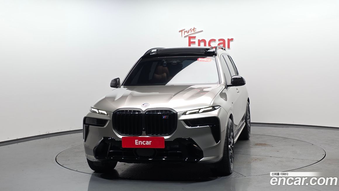 BMW X7 2025