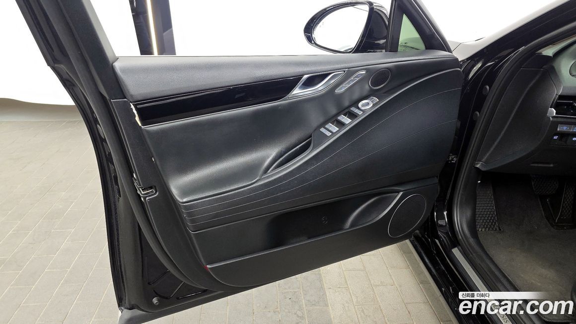 Genesis G80 2021