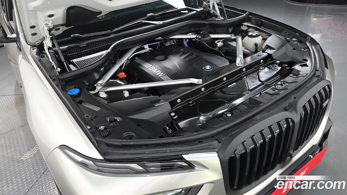 BMW X7 2025