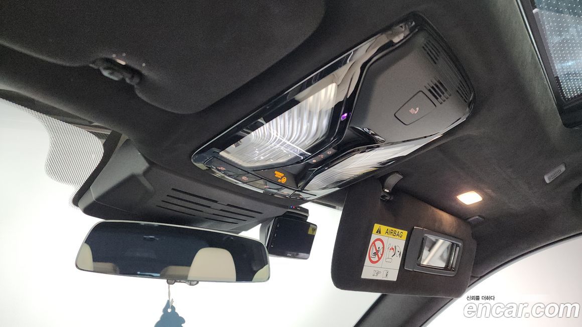 BMW X7 2025