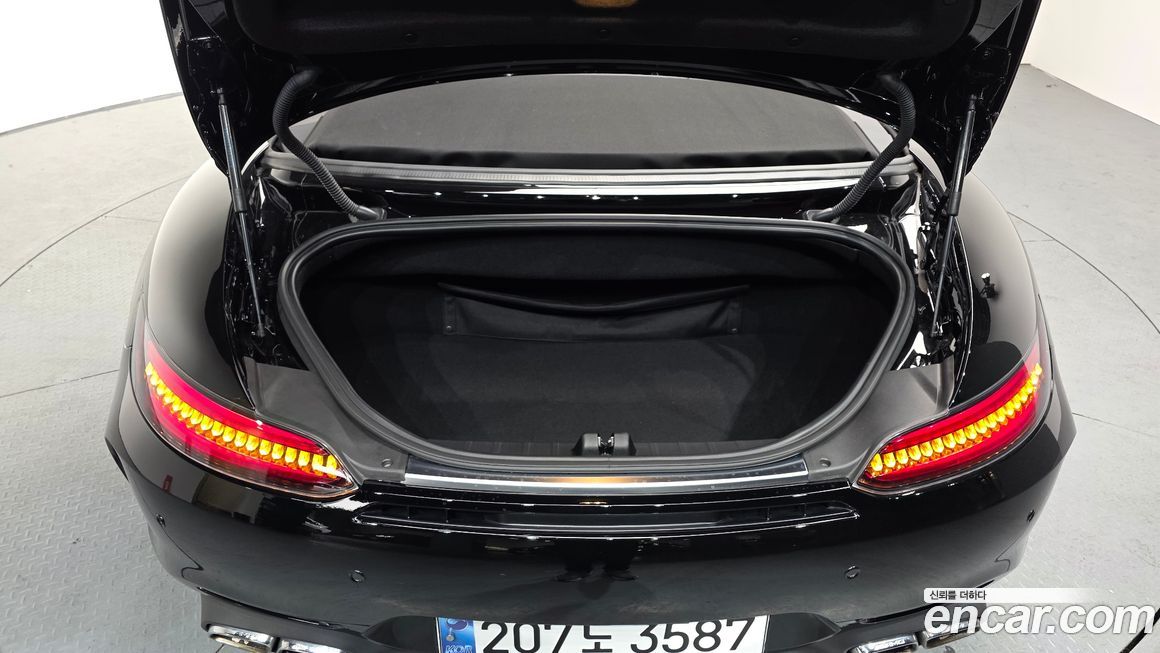 Mercedes-Benz AMG GT 2021
