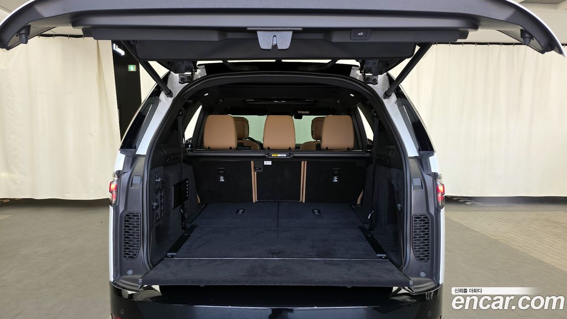 Land Rover Discovery 2025