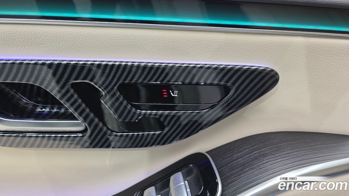 Mercedes-Benz S-Class 2024