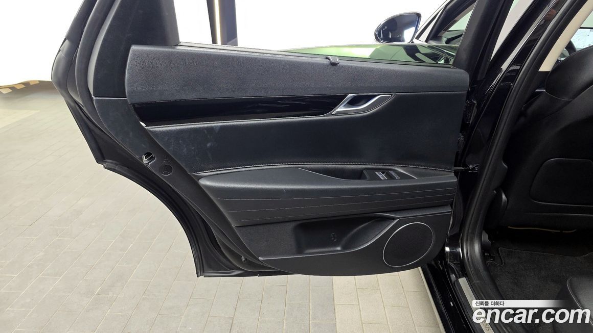 Genesis G80 2021