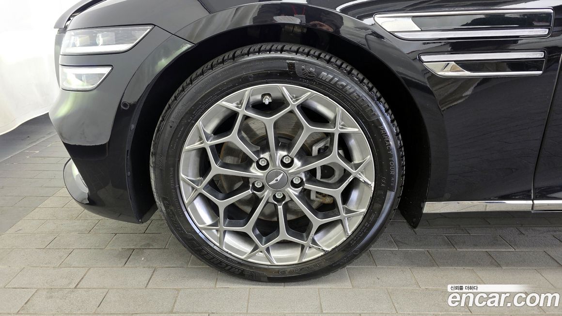 Genesis G80 2021