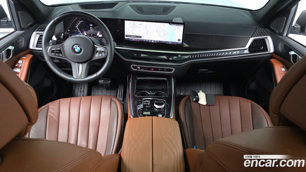 BMW X7 2025