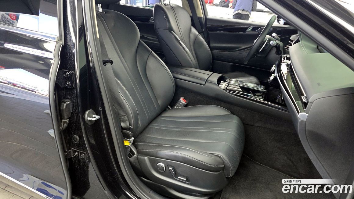 Genesis G80 2021