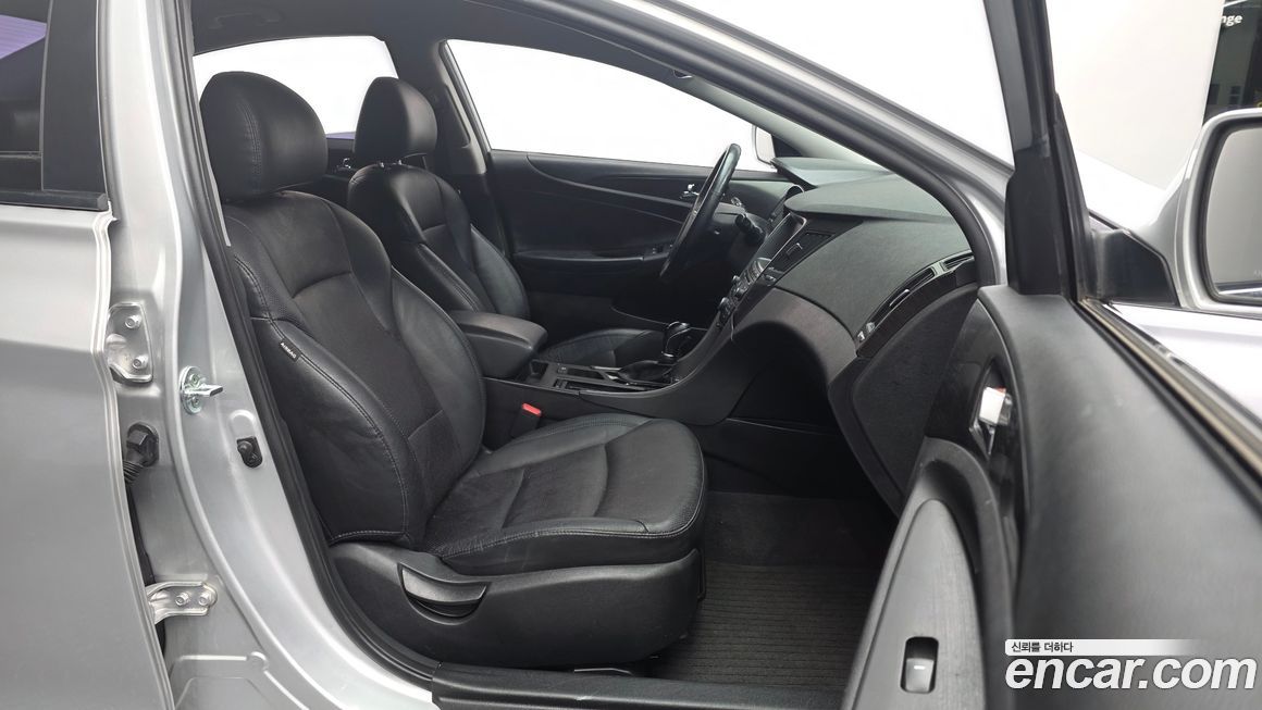 Hyundai Sonata 2013