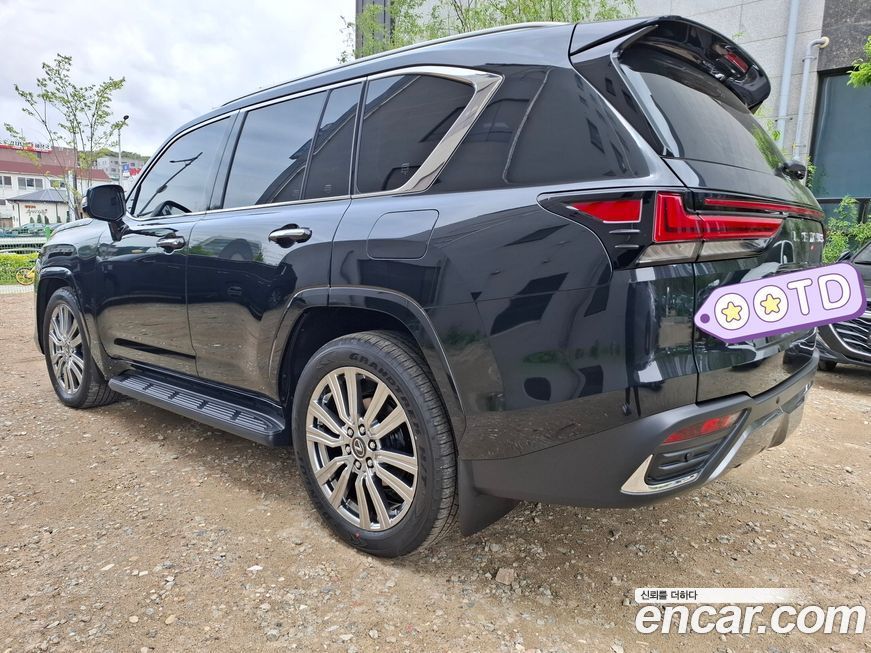 Lexus LX 2026