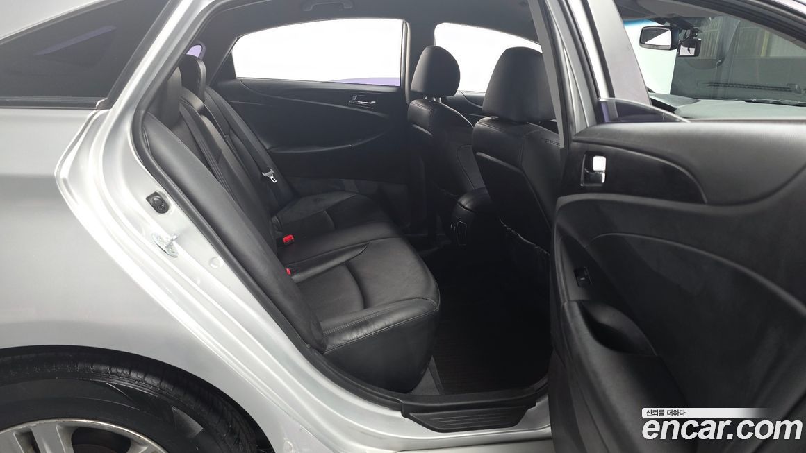Hyundai Sonata 2013