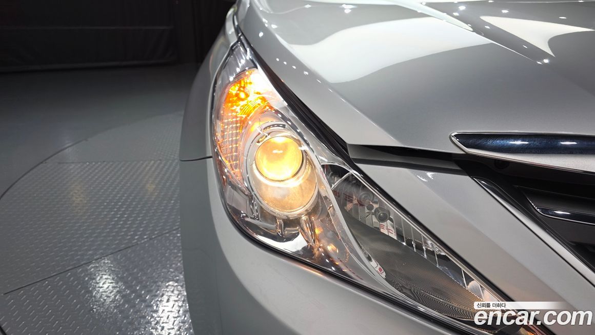 Hyundai Sonata 2013