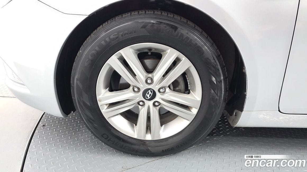 Hyundai Sonata 2013