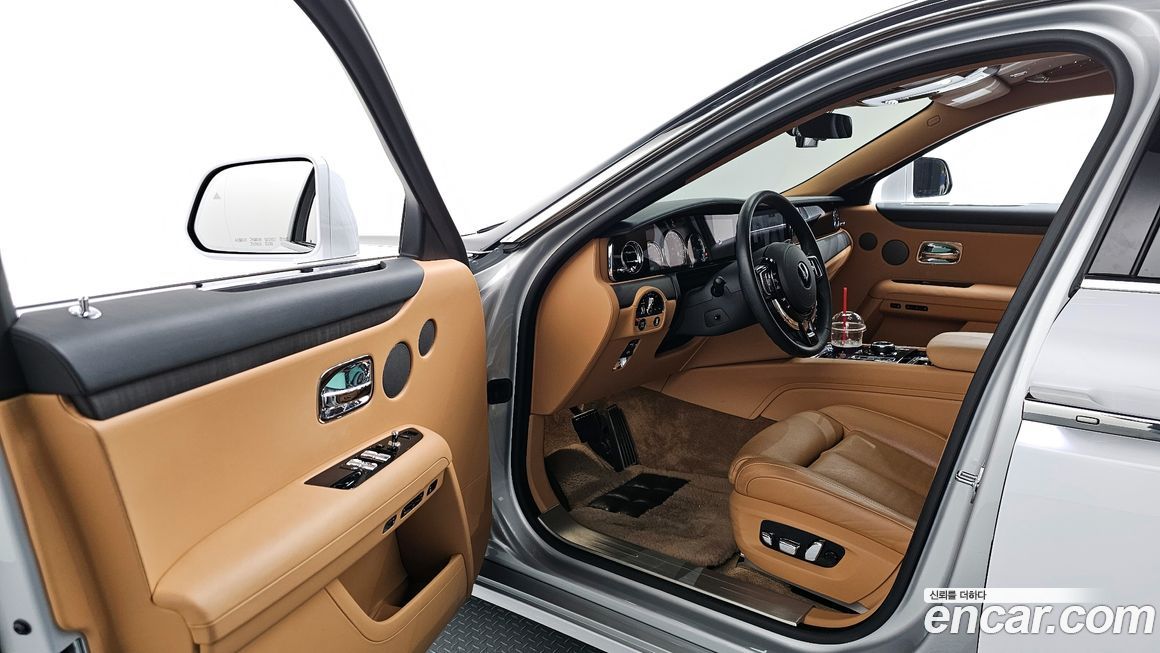 Rolls-Royce Ghost 2021