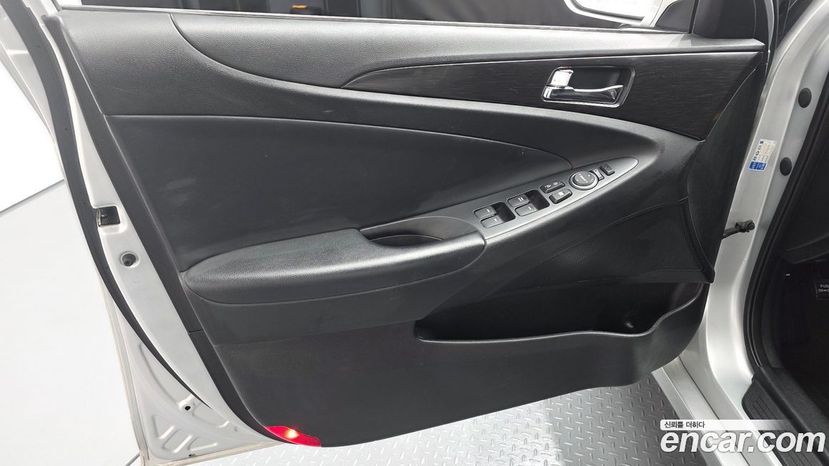 Hyundai Sonata 2013