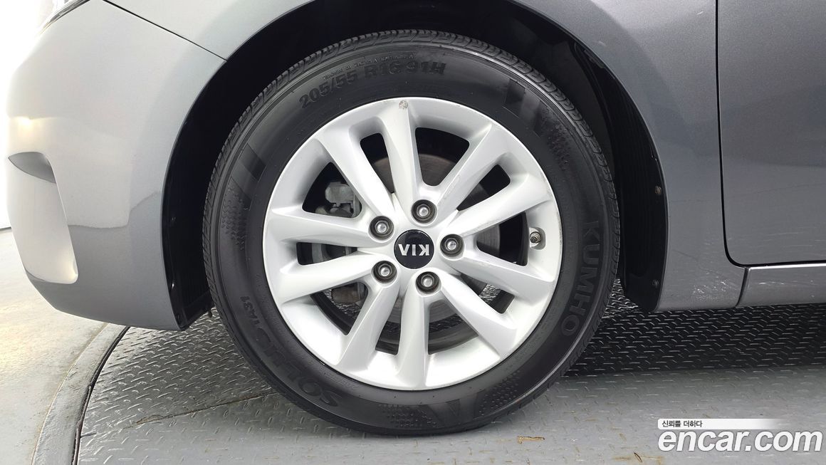 Kia K3 2016