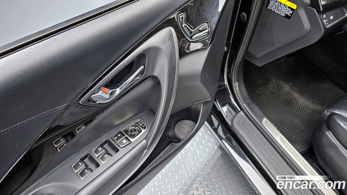 Hyundai Grandeur 2014