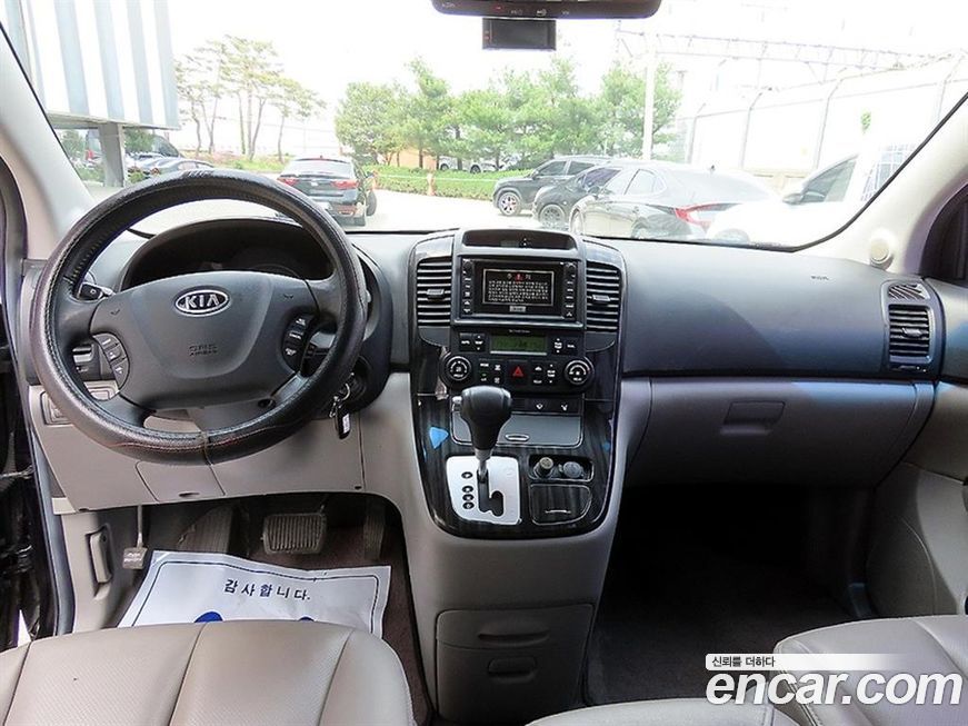 Kia Canival 2011