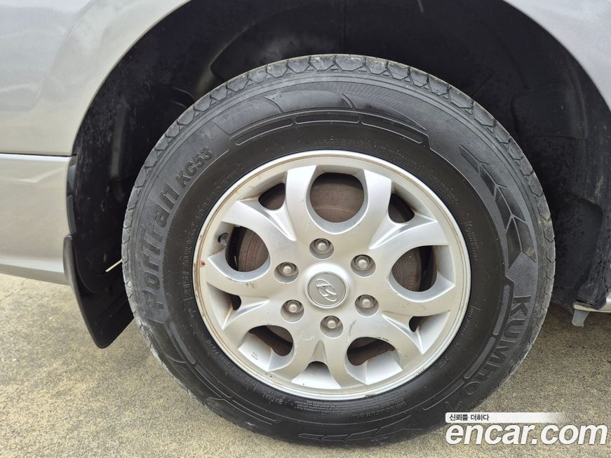 Hyundai Starex 2013