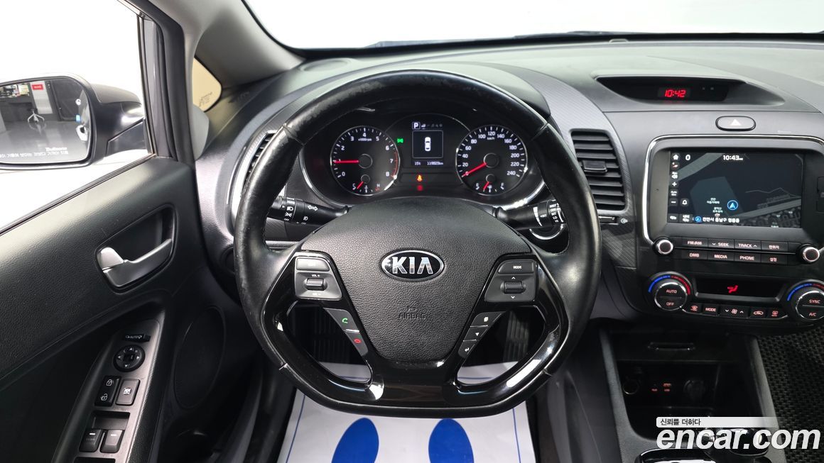 Kia K3 2016