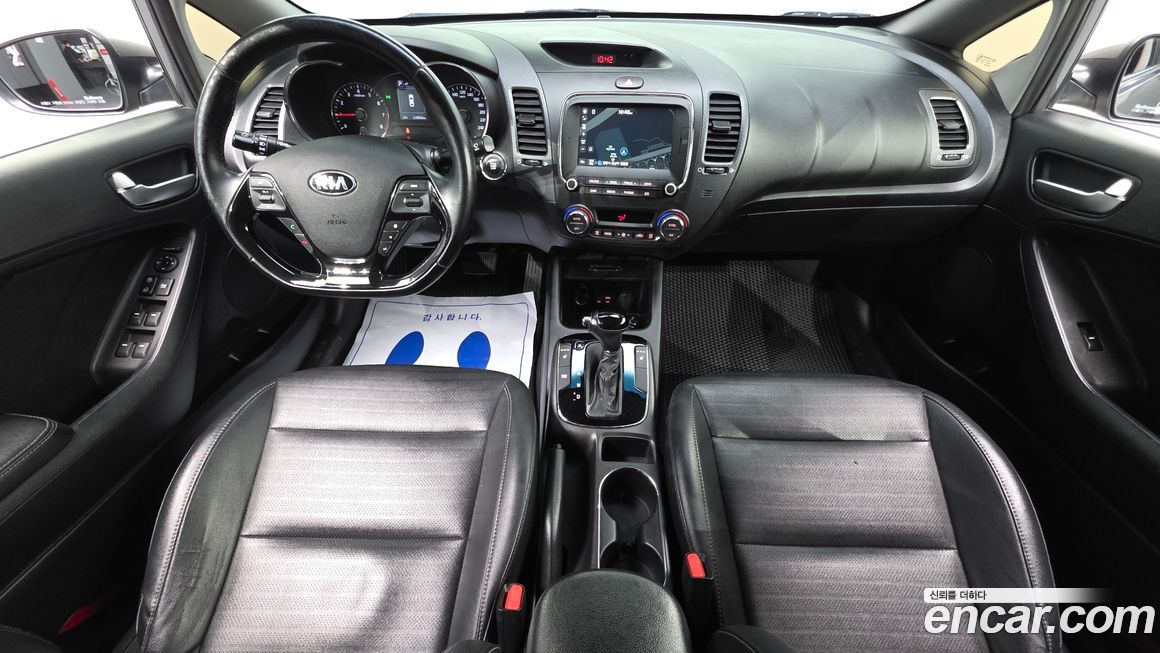 Kia K3 2016