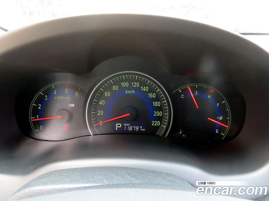 Kia Canival 2011