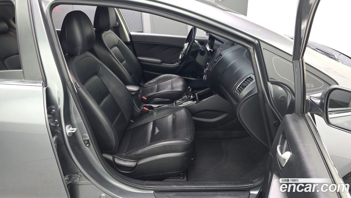 Kia K3 2016