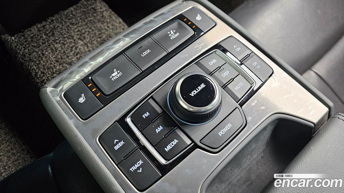 Hyundai Genesis 2015