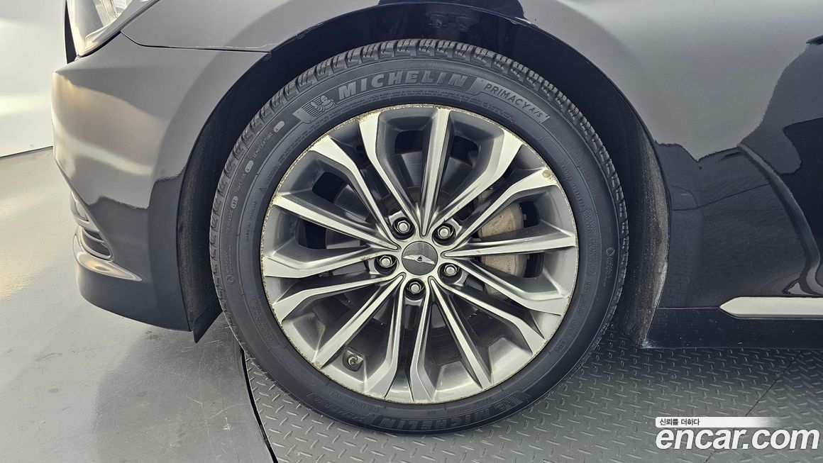 Hyundai Genesis 2015