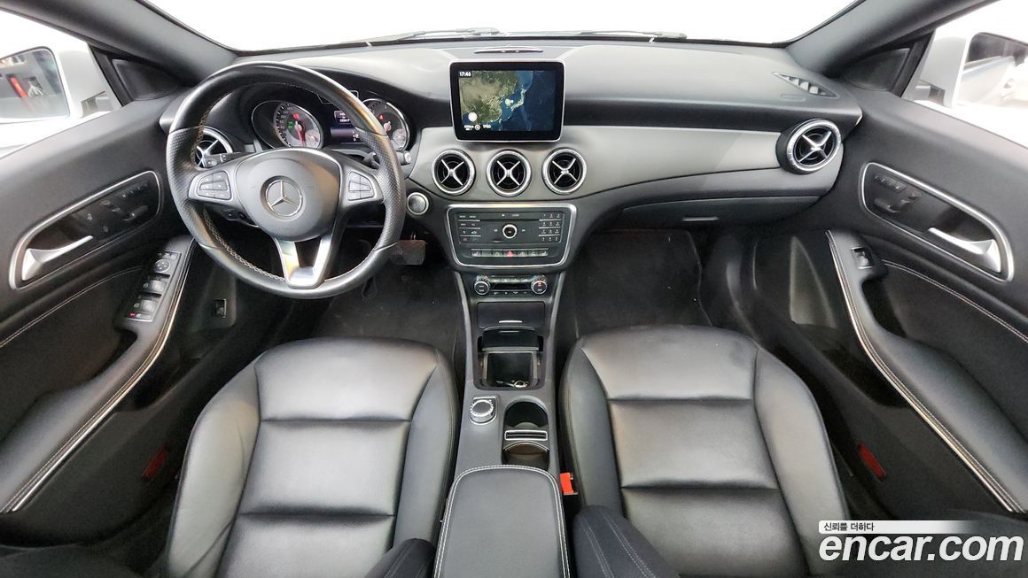 Mercedes-Benz CLA-Class 2015
