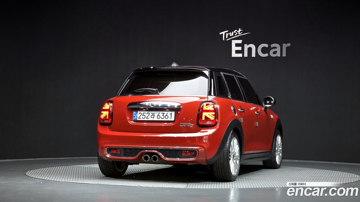 Mini Cooper 2015