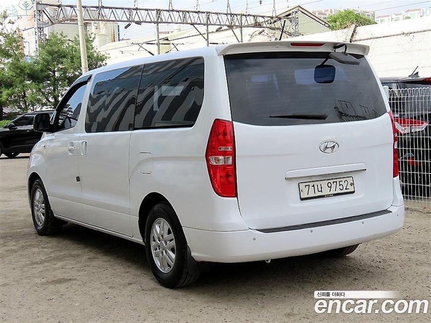Hyundai Starex 2017