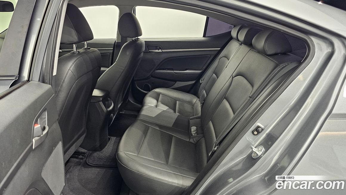Hyundai AVANTE 2018